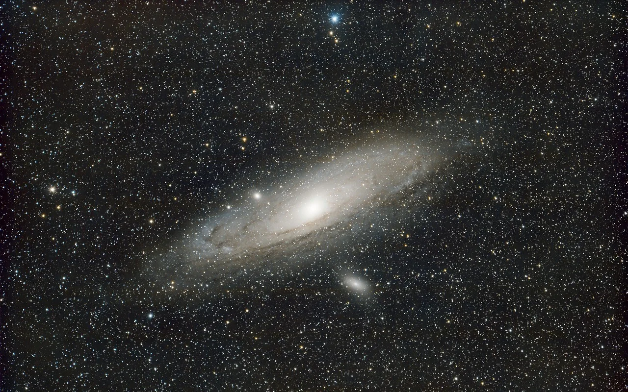 K013-01__chorzow_kosmos_01