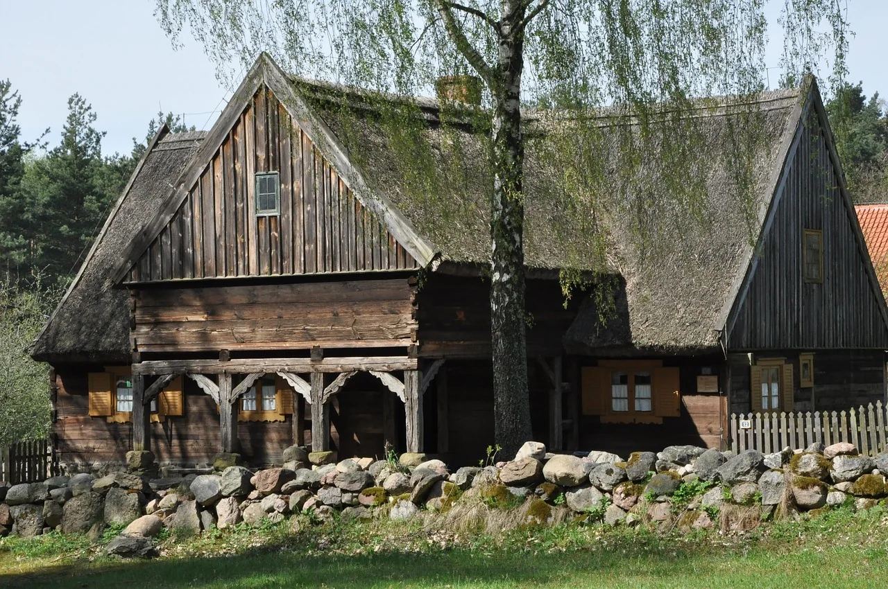 K013-02__chorzow_skansen-szkola_01