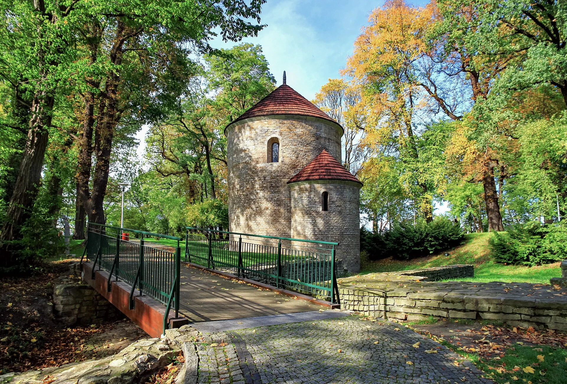 K014-01__cieszyn_rotunda_01