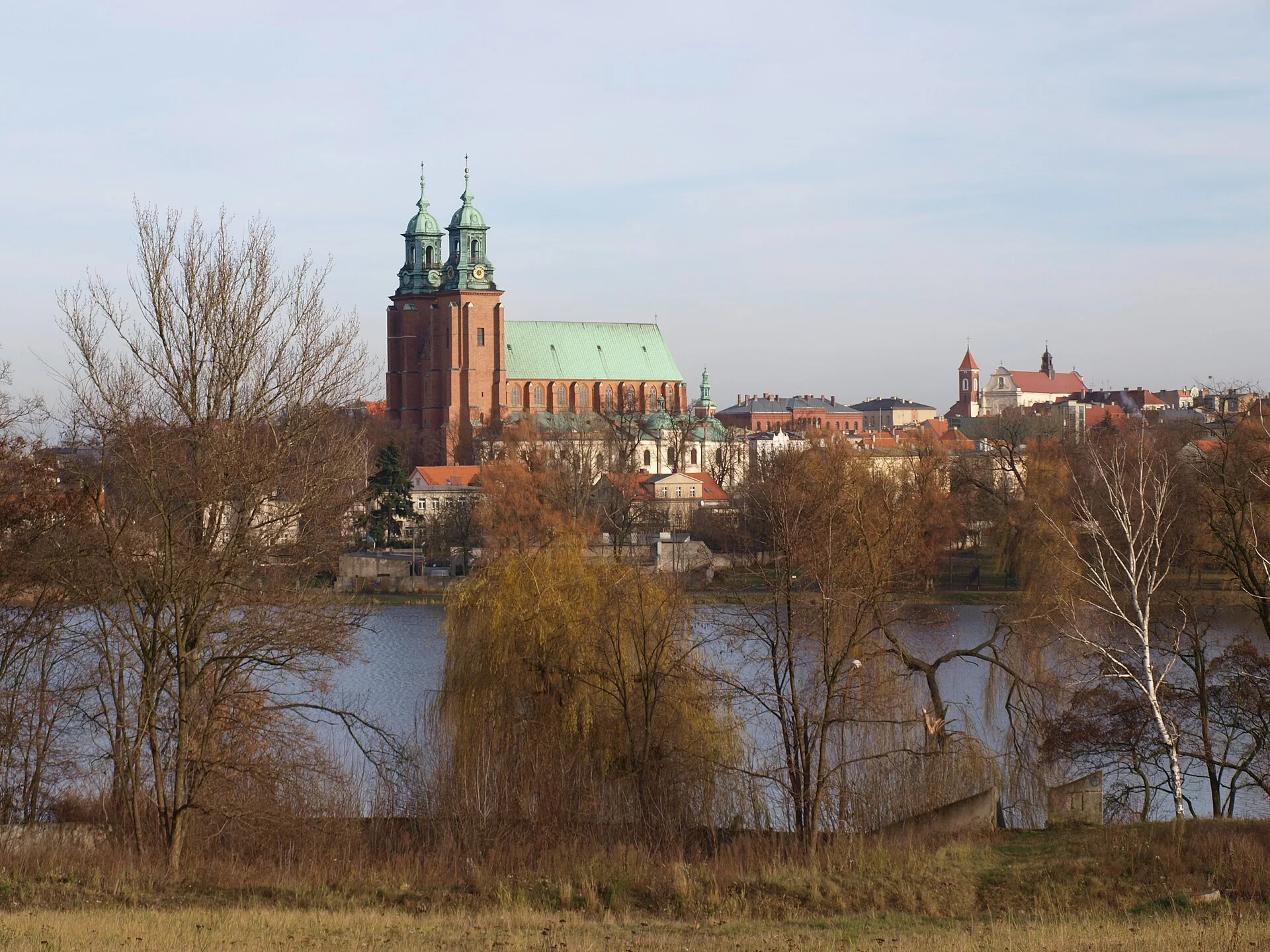 K018-02__gniezno_poczatki-polski_01