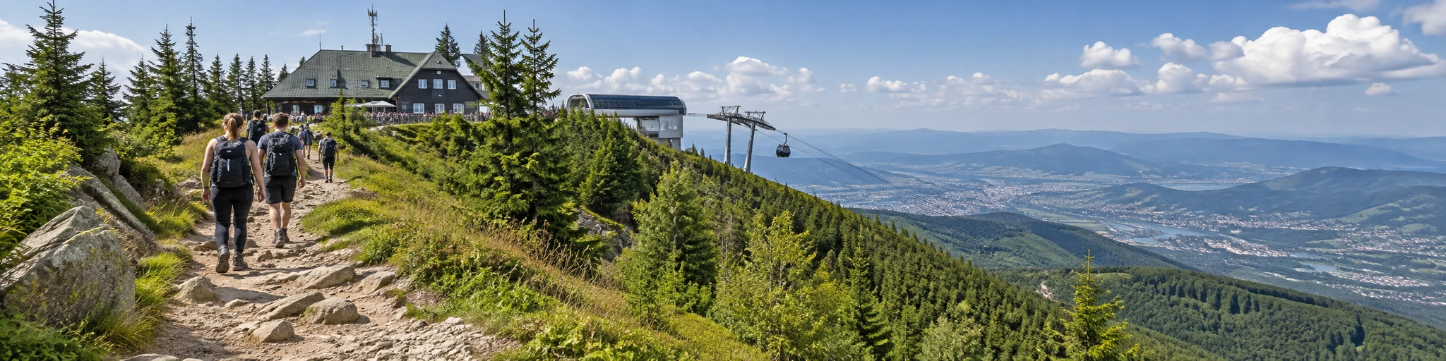 Wycieczka szkolna na Szyndzielnię – górski szlak, schronisko i panorama Beskidów